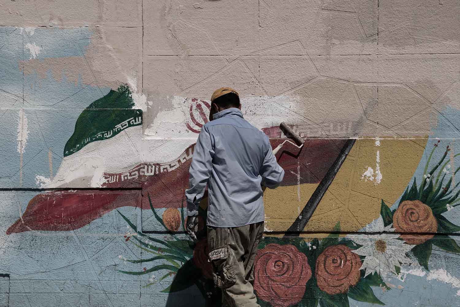 Everyday Moments photography project by Amir Jadidi